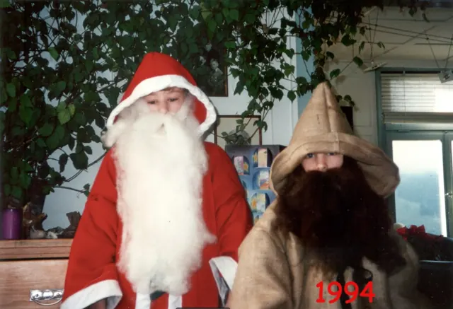 Zwei Kinder als Samichlaus und Schmutzli verkleidet, 1994
